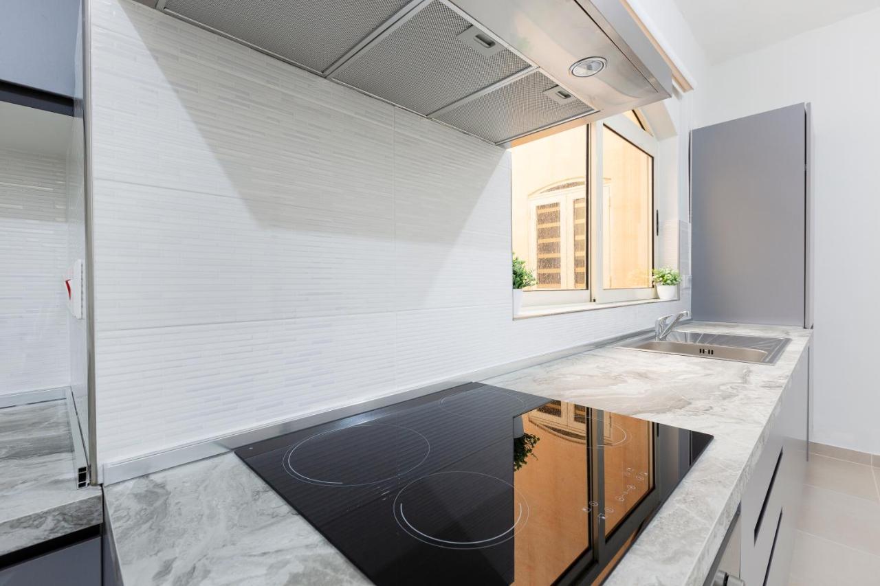 Sliema Central Apartment Just Minutes From The Beach By Jl Exterior foto