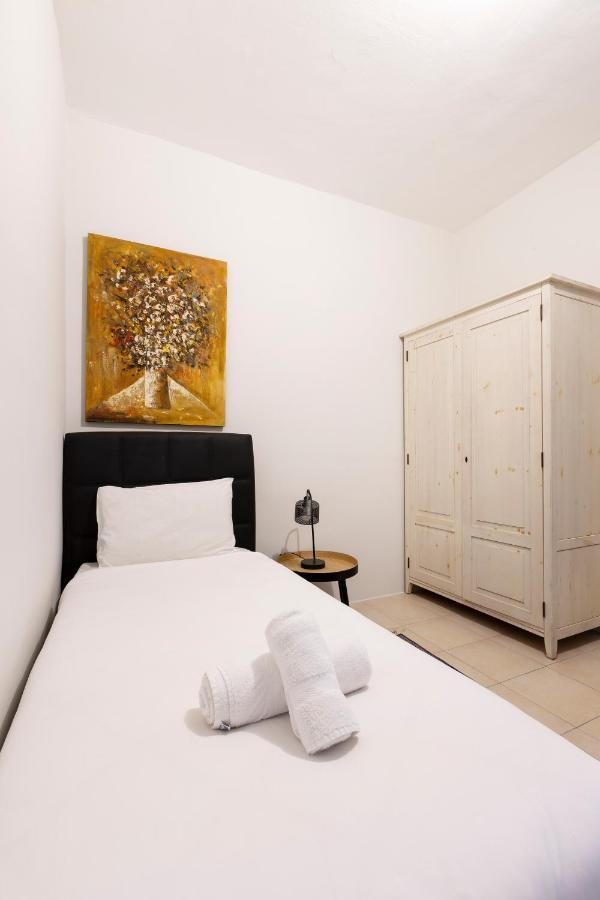 Sliema Central Apartment Just Minutes From The Beach By Jl Exterior foto