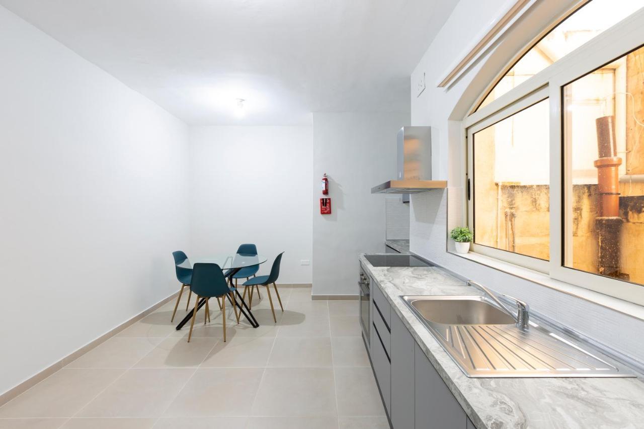Sliema Central Apartment Just Minutes From The Beach By Jl Exterior foto
