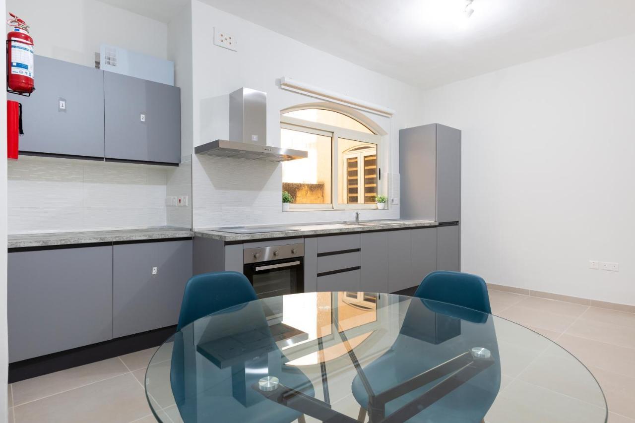 Sliema Central Apartment Just Minutes From The Beach By Jl Exterior foto