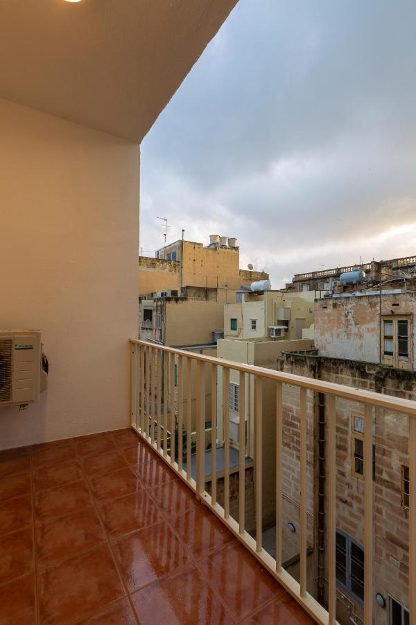 Sliema Central Apartment Just Minutes From The Beach By Jl Exterior foto